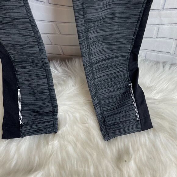 Athleta Ankle Zip Leggings Sz ST - Picture 8 of 11